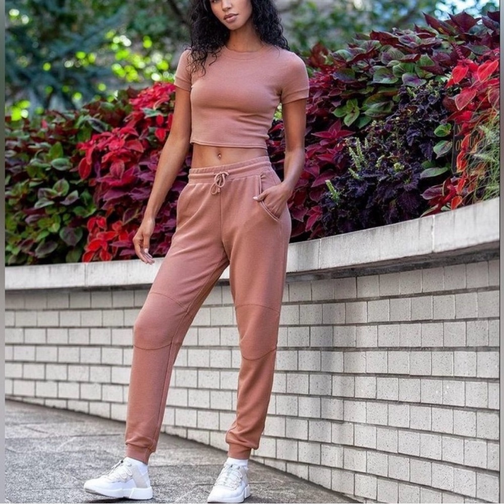 Alo Yoga Micro Waffle Fireside Sweatpant - Women's